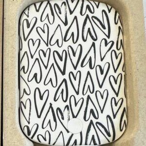 Casely Power Pod | MagSafe Compatible Battery Pack | Heart Throb | Endless Heart